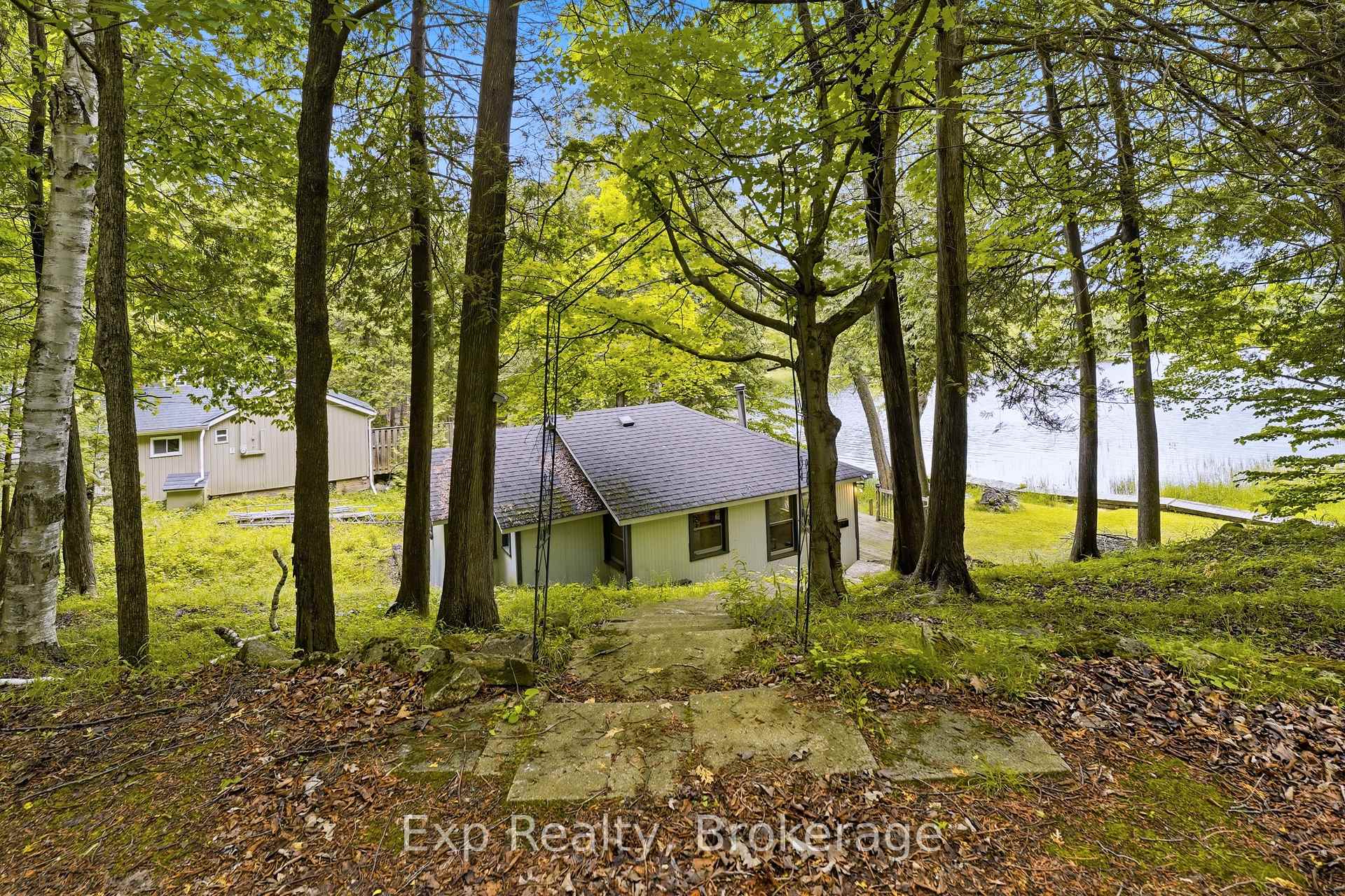 Photo 3 of 2077 Hambly Lane, Frontenac, Frontenac South — HOMEH