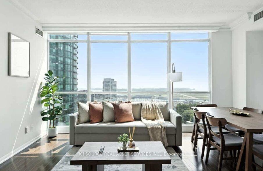 Photo 1 of Unit 2108, 219 Fort York Boulevard, Toronto, Niagara — HOMEH