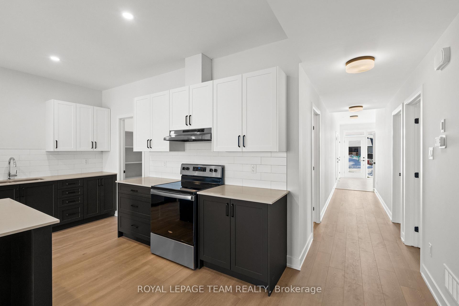 Photo 6 of Unit 1, 1132 Moore Street, Brockville, Brockville — HOMEH