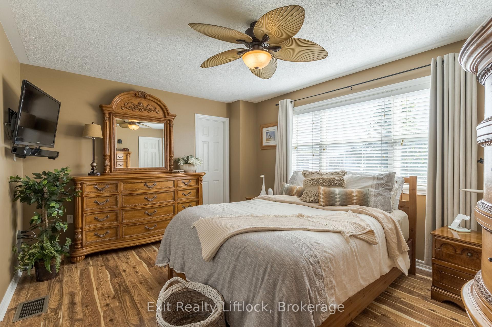 Photo 29 of 8 Wilkins Crescent, Clarington, Courtice — HOMEH