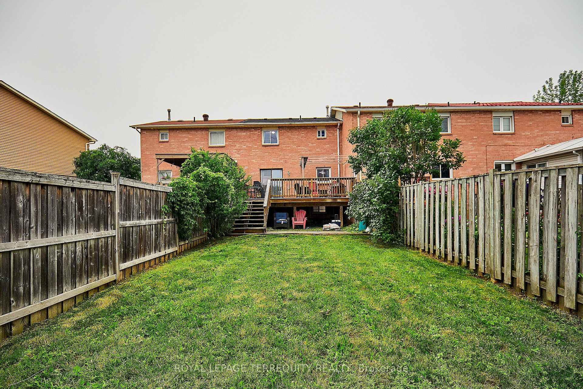 Photo 4 of 26 Field Crescent, Ajax, Central East — HOMEH
