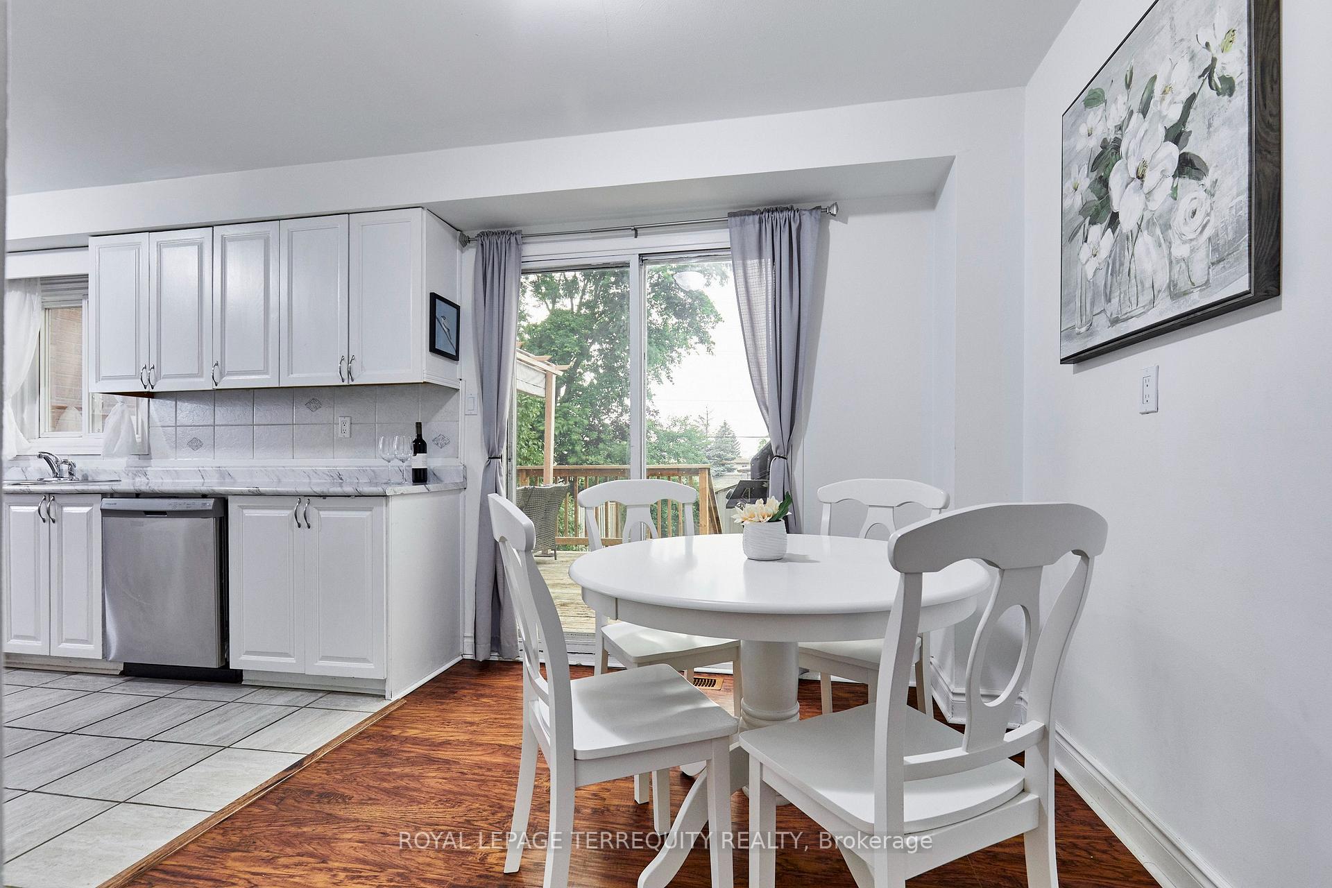 Photo 11 of 26 Field Crescent, Ajax, Central East — HOMEH