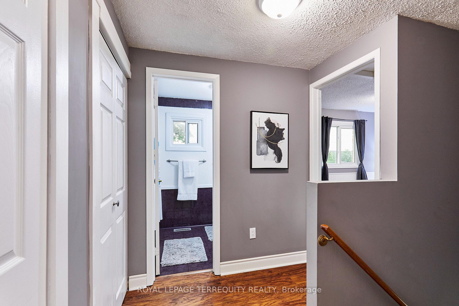 Photo 16 of 26 Field Crescent, Ajax, Central East — HOMEH