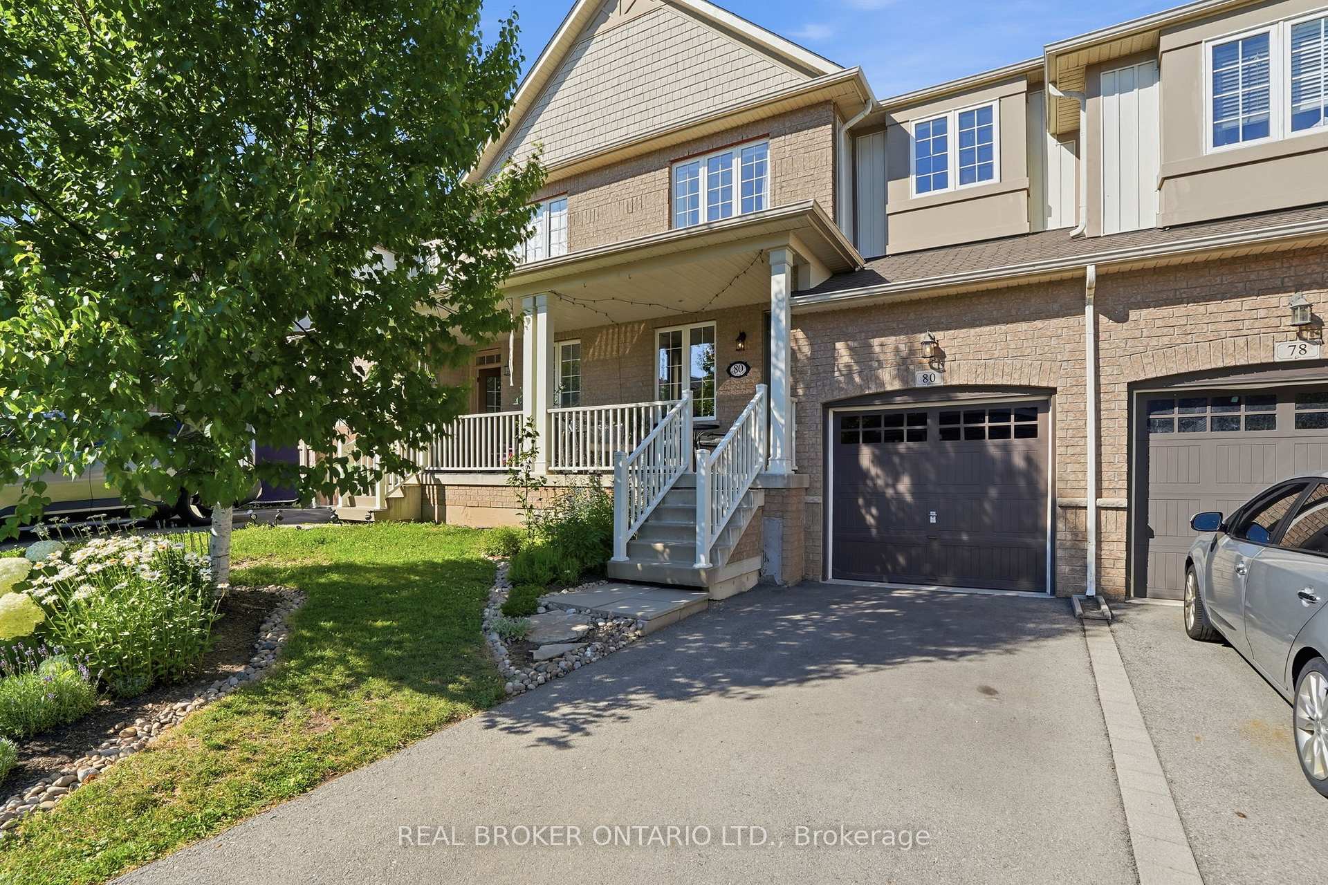 Photo 3 of 80 Bousfield Rise, Hamilton, Waterdown — HOMEH