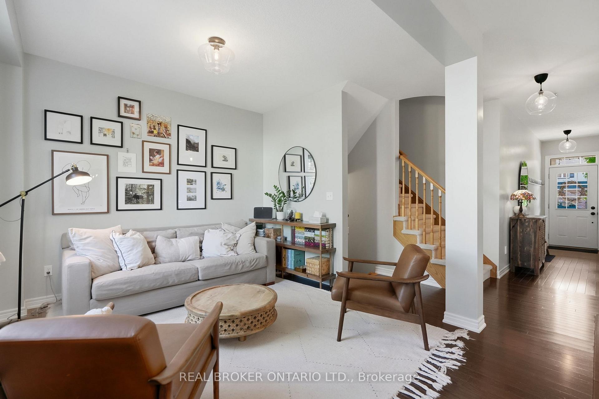 Photo 18 of 80 Bousfield Rise, Hamilton, Waterdown — HOMEH