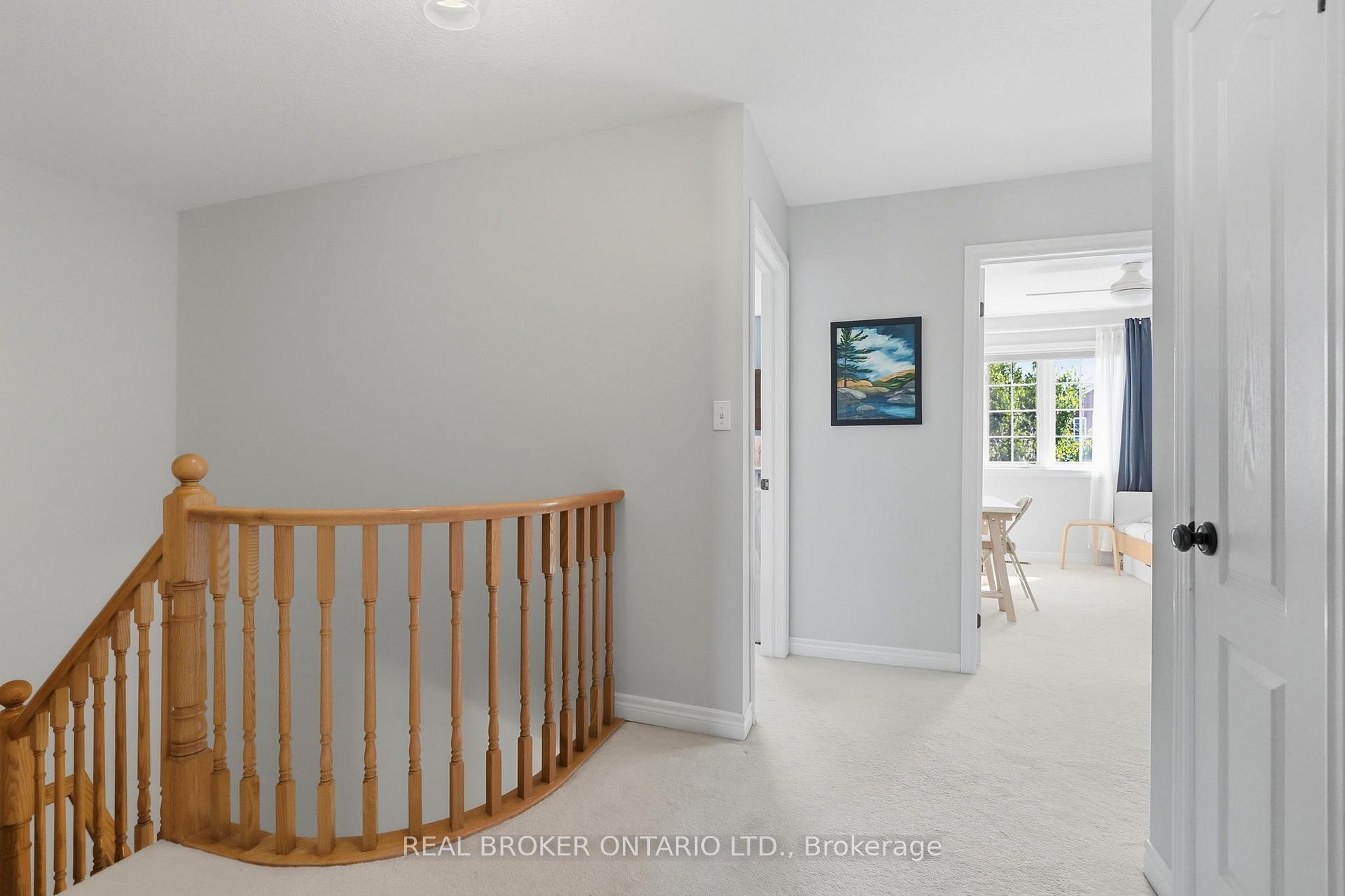 Photo 20 of 80 Bousfield Rise, Hamilton, Waterdown — HOMEH