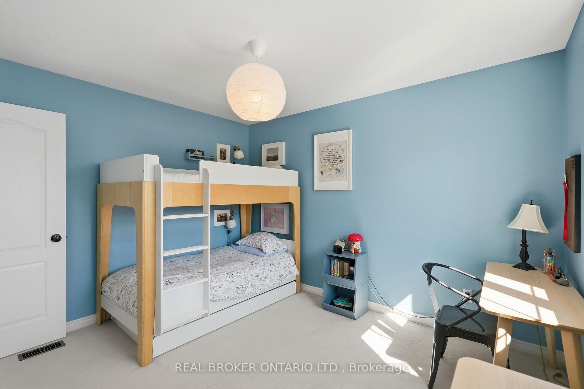Photo 23 of 80 Bousfield Rise, Hamilton, Waterdown — HOMEH