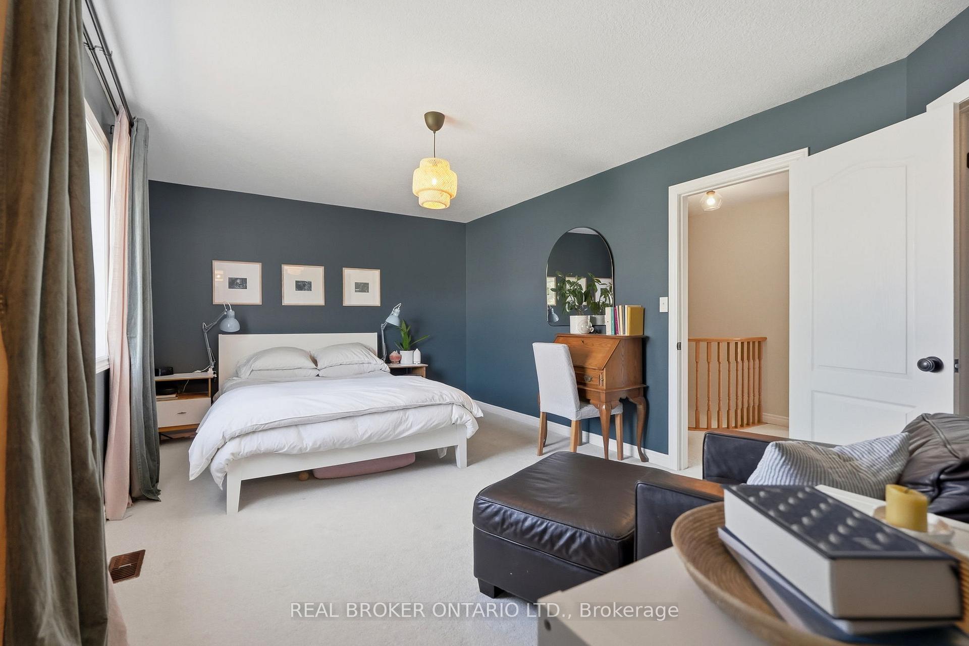 Photo 32 of 80 Bousfield Rise, Hamilton, Waterdown — HOMEH