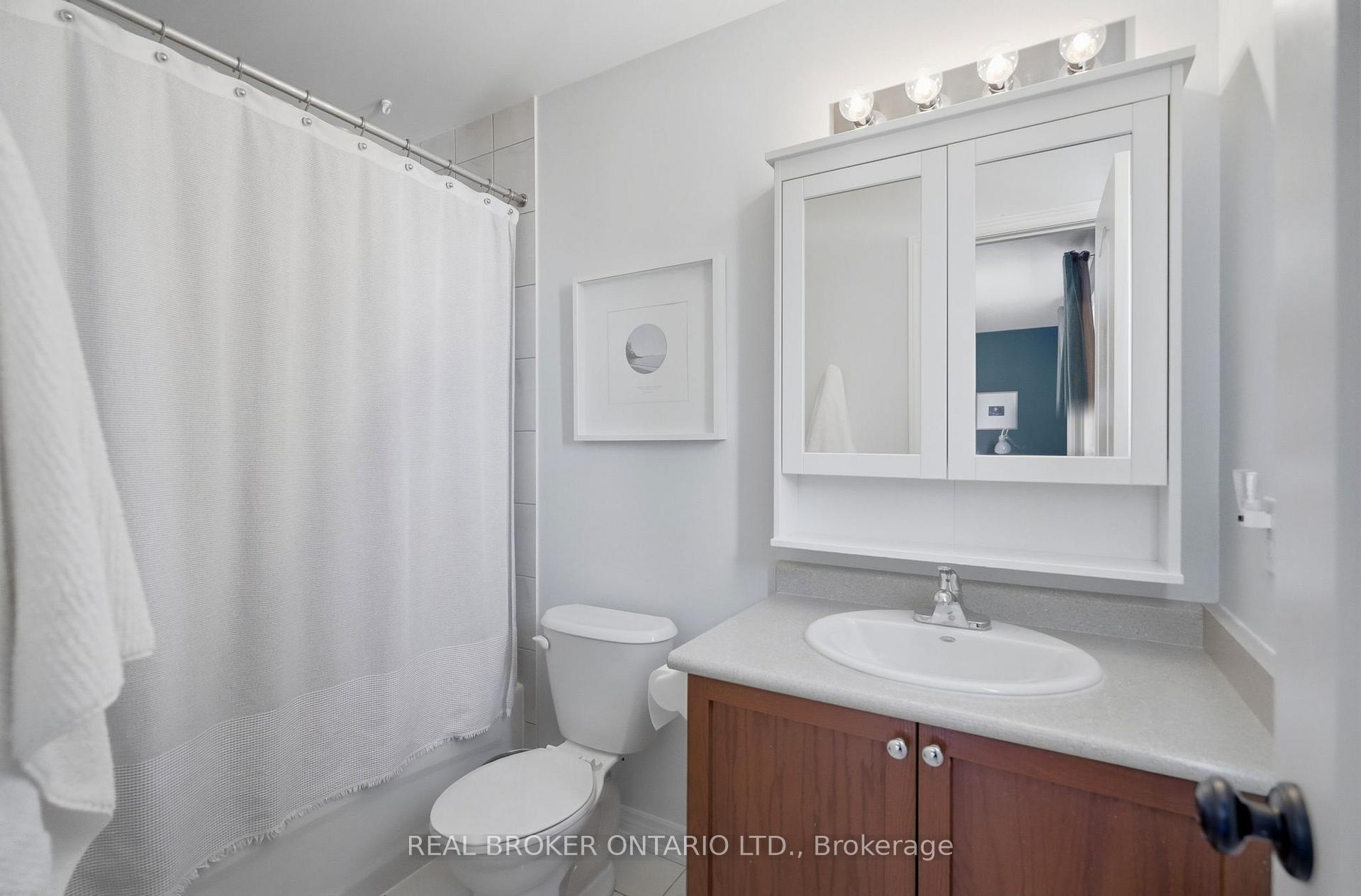 Photo 33 of 80 Bousfield Rise, Hamilton, Waterdown — HOMEH