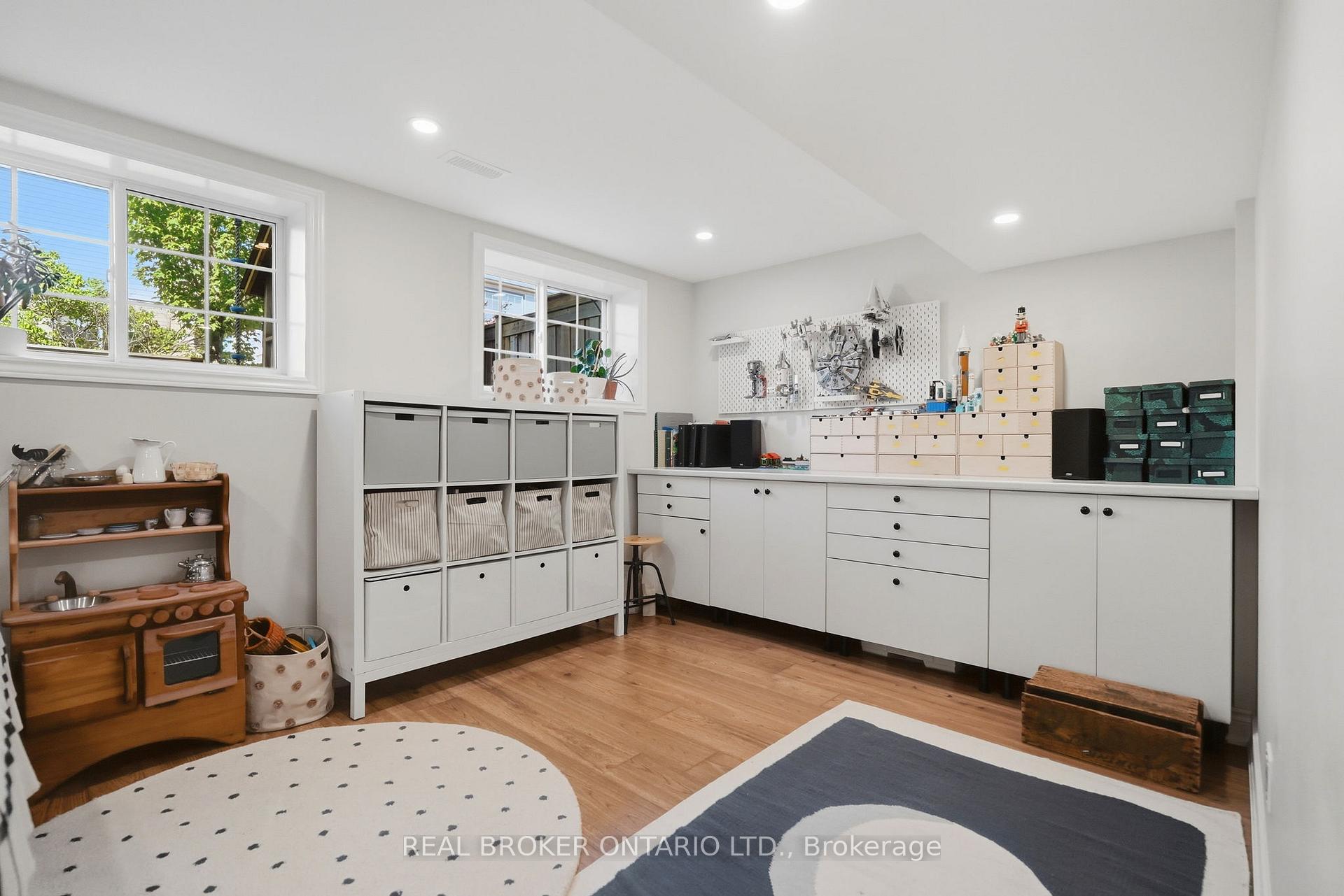 Photo 36 of 80 Bousfield Rise, Hamilton, Waterdown — HOMEH
