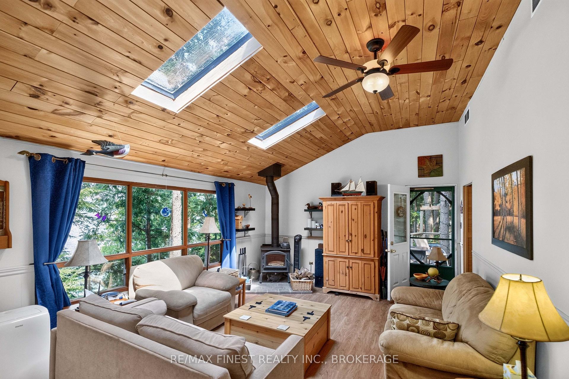 Photo 18 of 701 Davern Lane, Tay Valley, Bathurst/Burgess & Sherbrooke (South Sherbrooke) Twp — HOMEH
