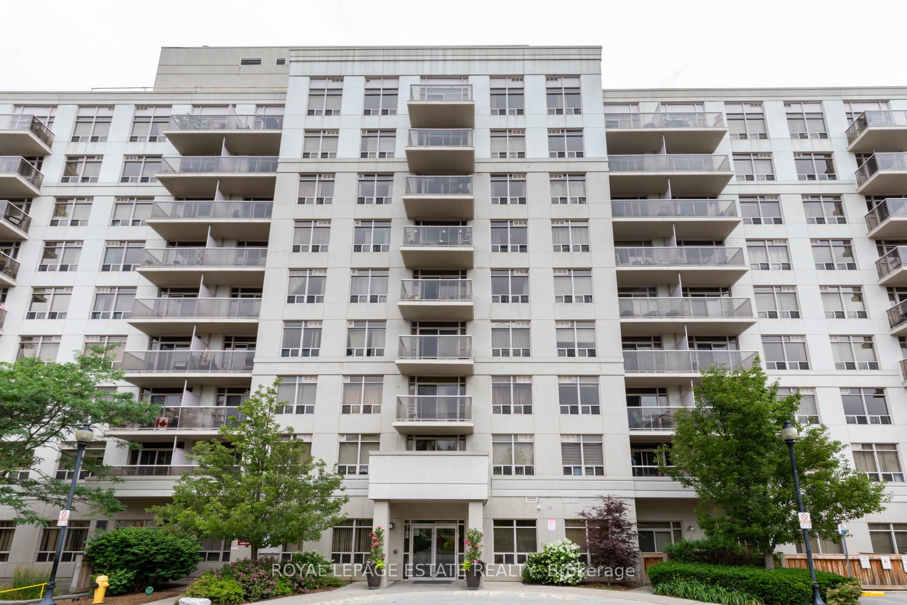 Front of Unit 822, 3650 Kingston Road