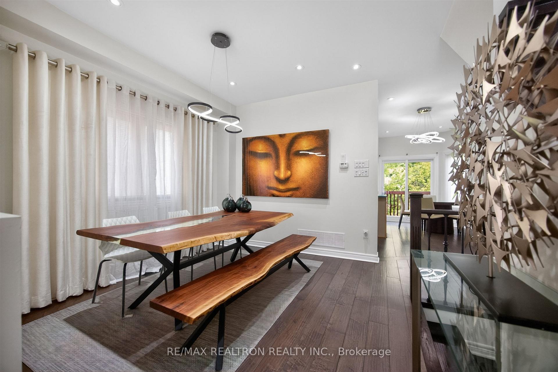 Photo 14 of 5 Yvonne Place, Aurora, Bayview Wellington — HOMEH