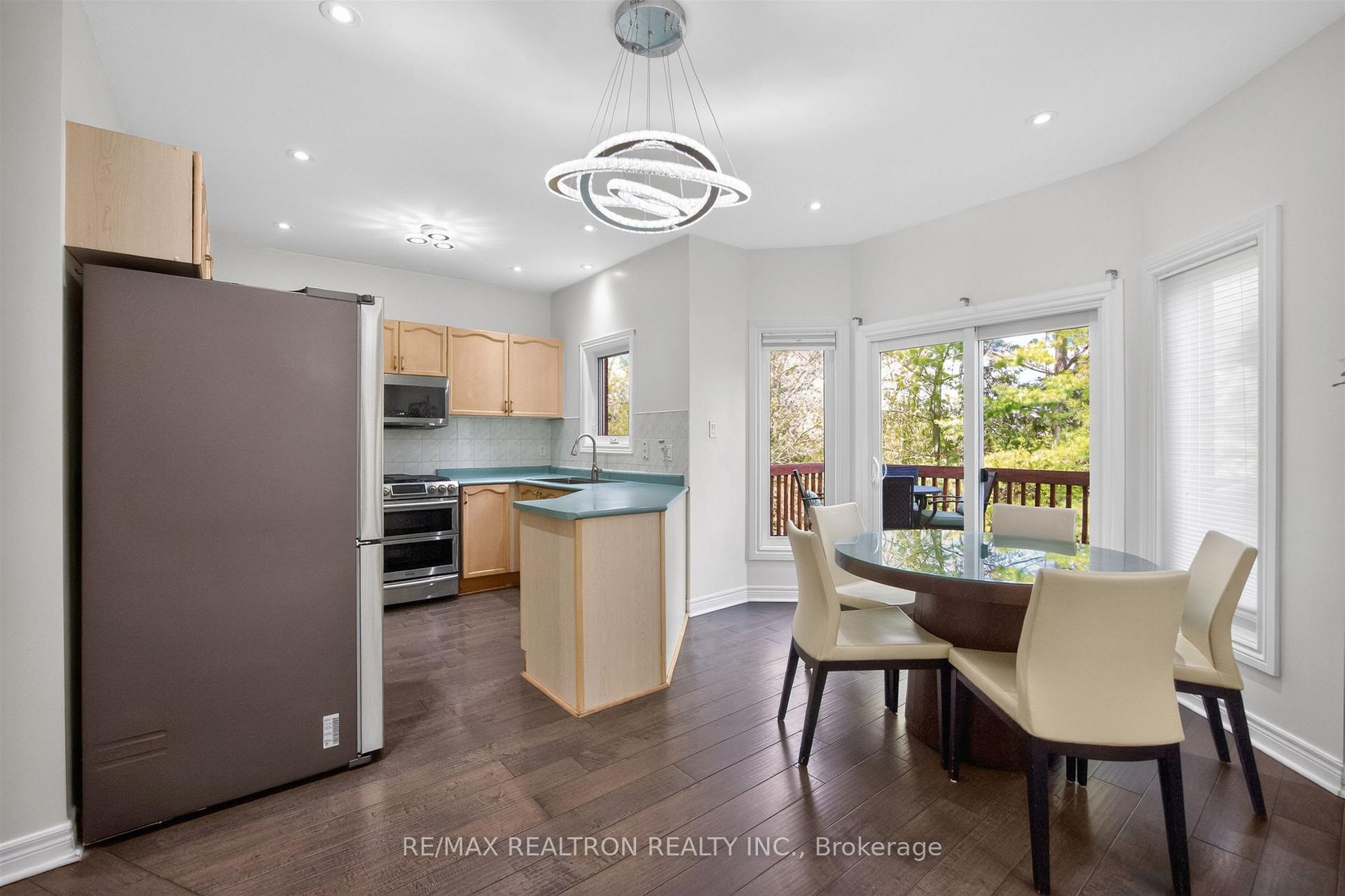 Photo 18 of 5 Yvonne Place, Aurora, Bayview Wellington — HOMEH