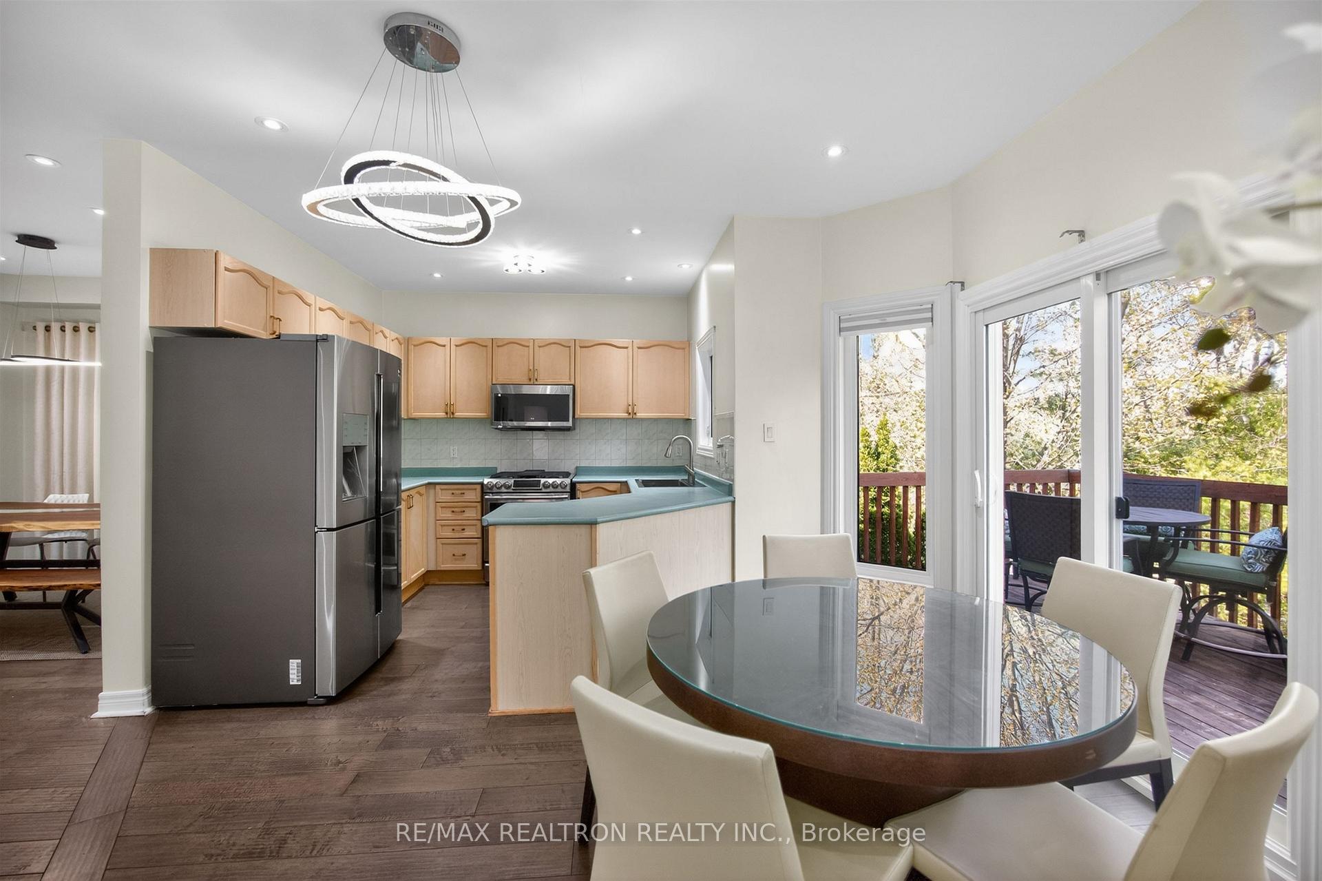 Photo 20 of 5 Yvonne Place, Aurora, Bayview Wellington — HOMEH