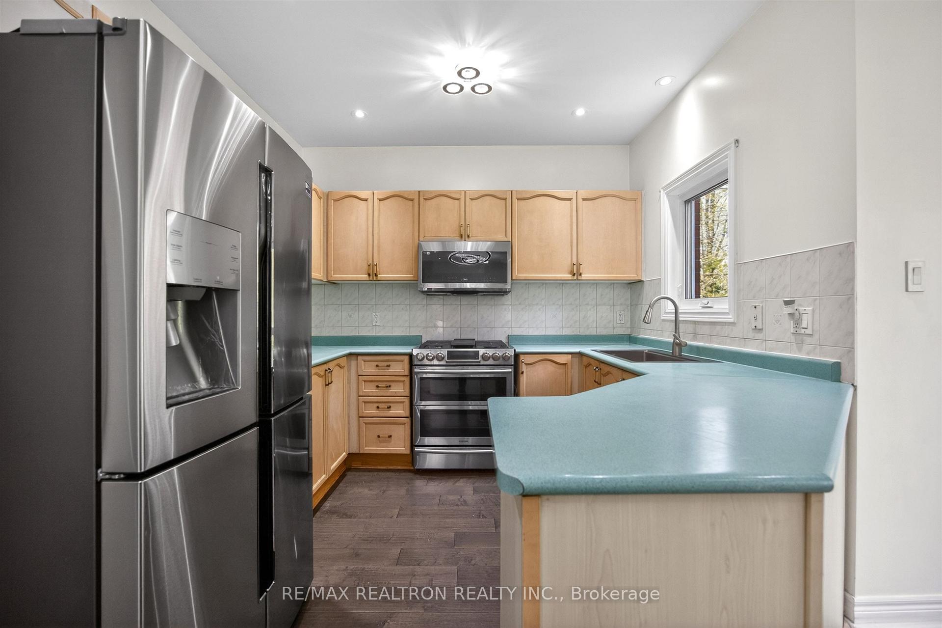 Photo 21 of 5 Yvonne Place, Aurora, Bayview Wellington — HOMEH