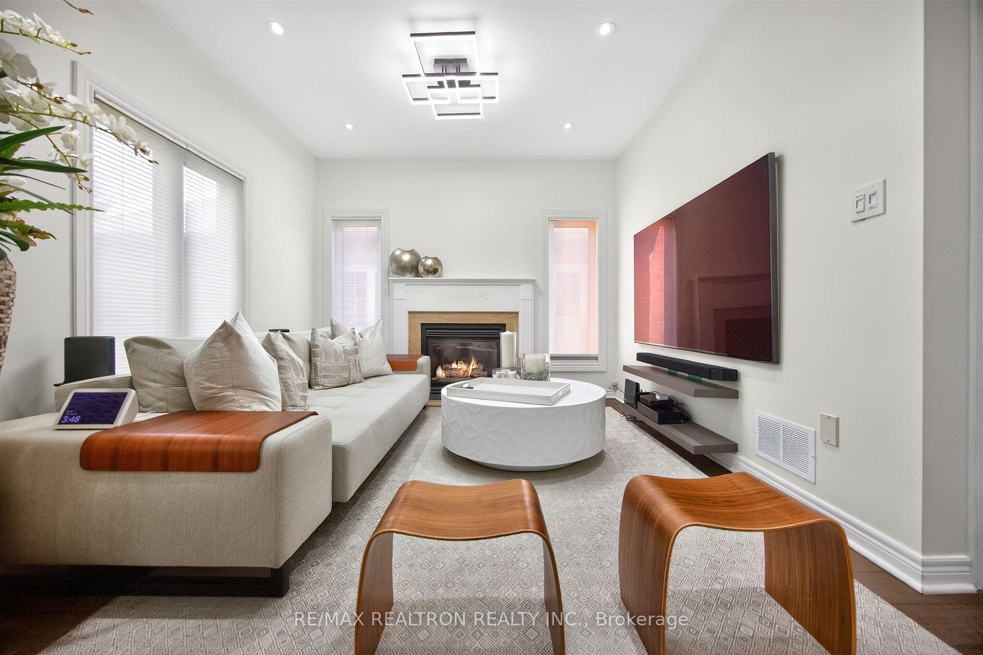 Photo 24 of 5 Yvonne Place, Aurora, Bayview Wellington — HOMEH