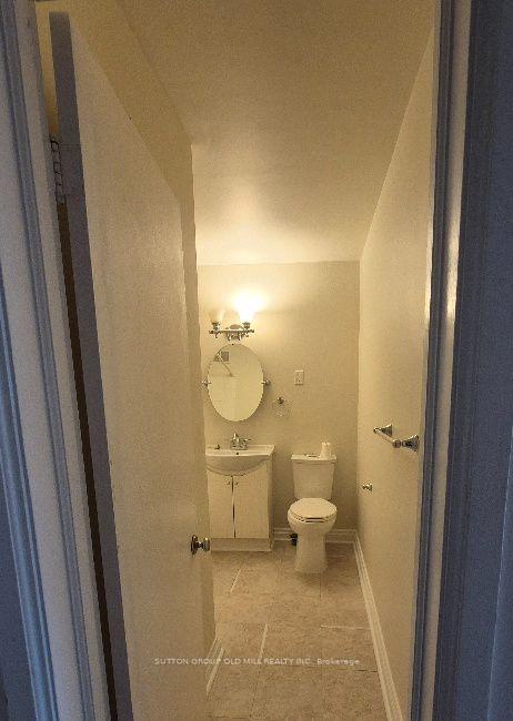 Photo 9 of Unit 2, 2355 Lakeshore Road W, Oakville, Bronte — HOMEH