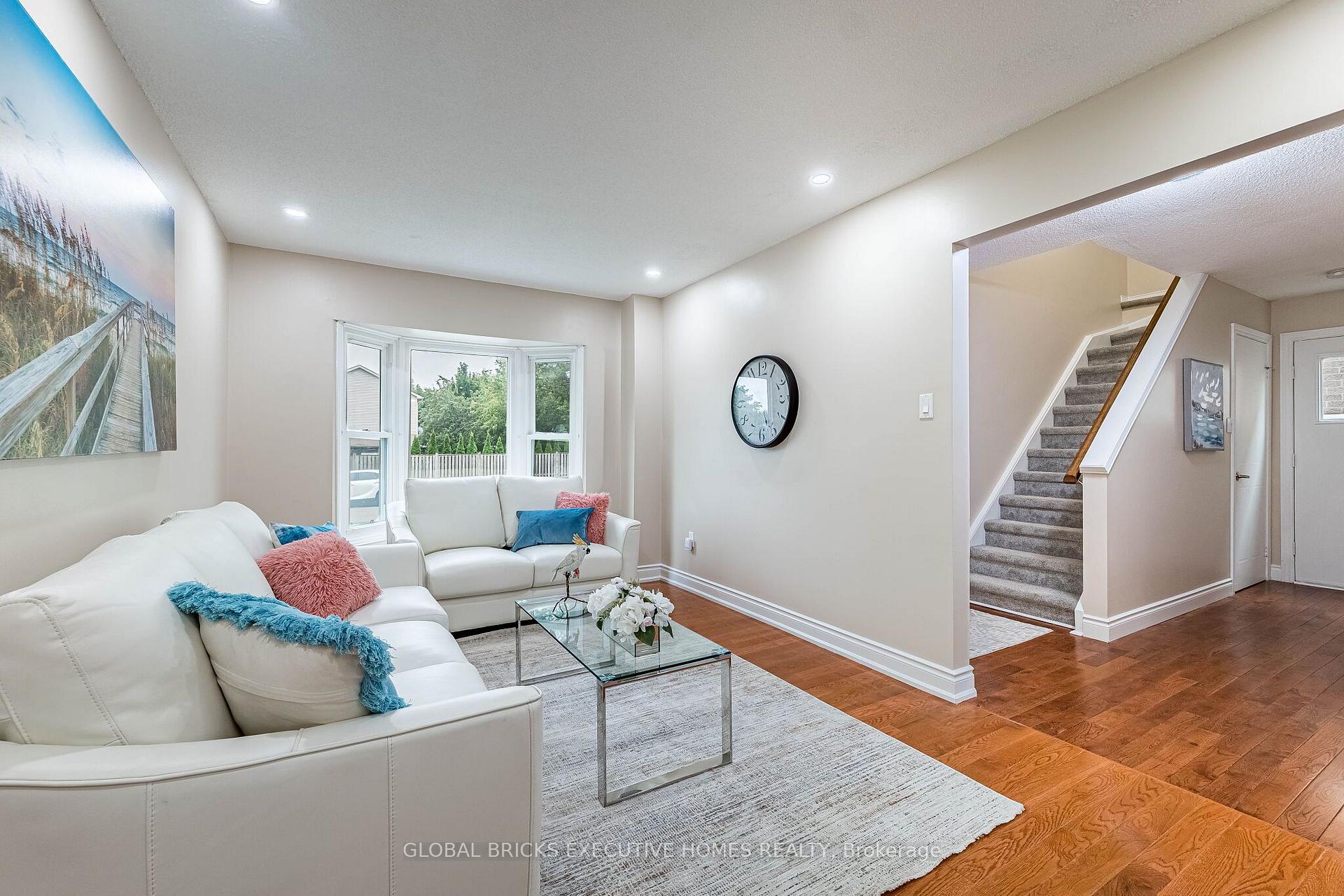 Photo 17 of 2150 Hunt Crescent, Burlington, Headon — HOMEH
