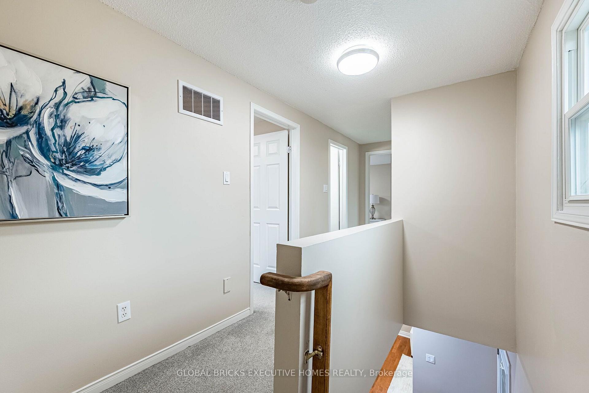 Photo 23 of 2150 Hunt Crescent, Burlington, Headon — HOMEH