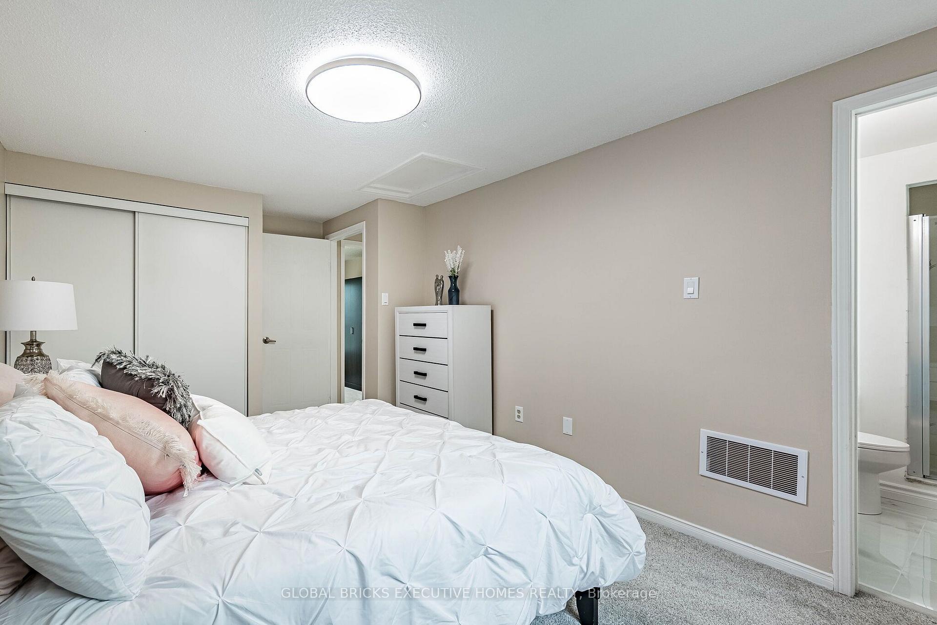 Photo 27 of 2150 Hunt Crescent, Burlington, Headon — HOMEH