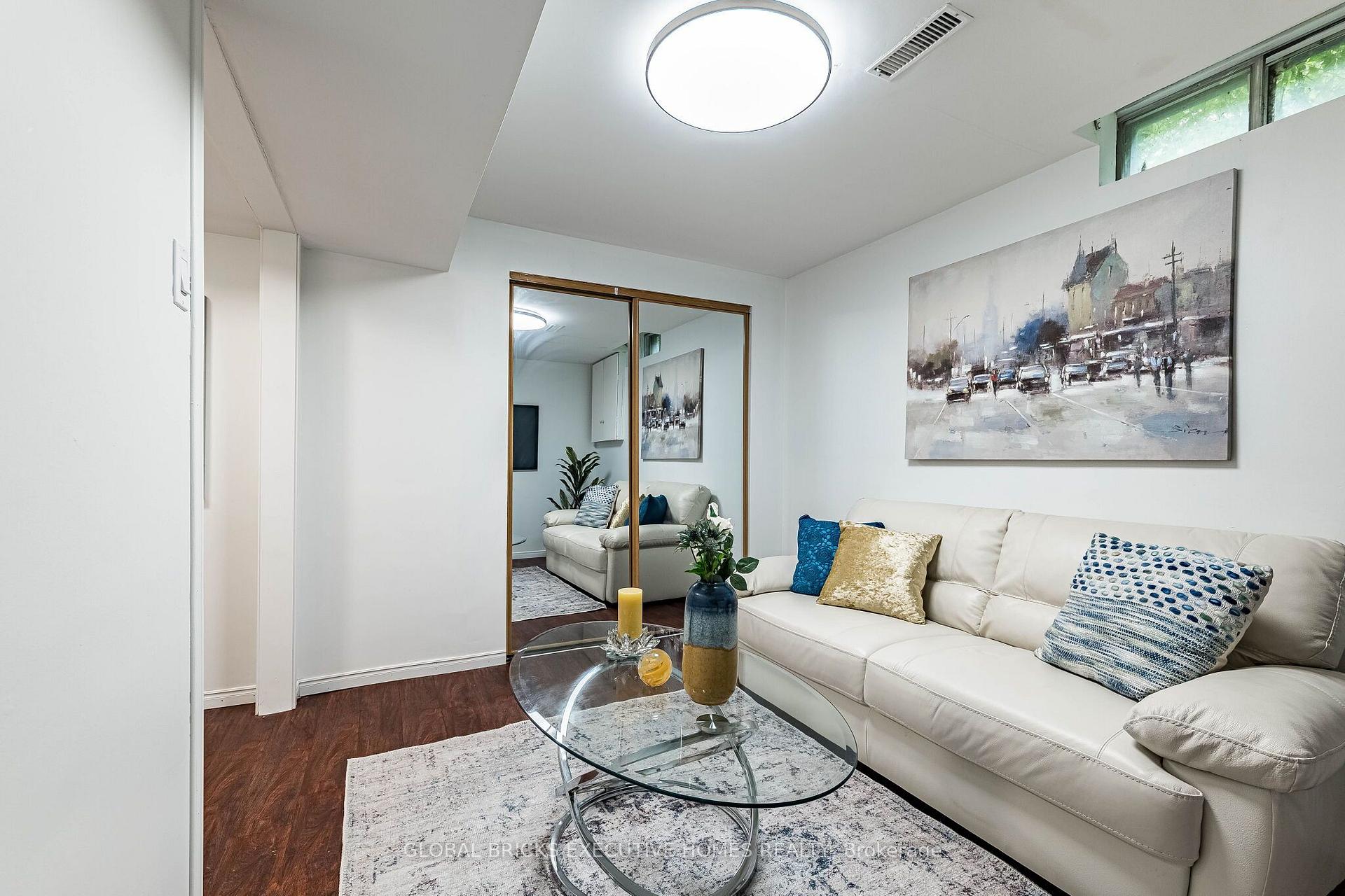 Photo 36 of 2150 Hunt Crescent, Burlington, Headon — HOMEH