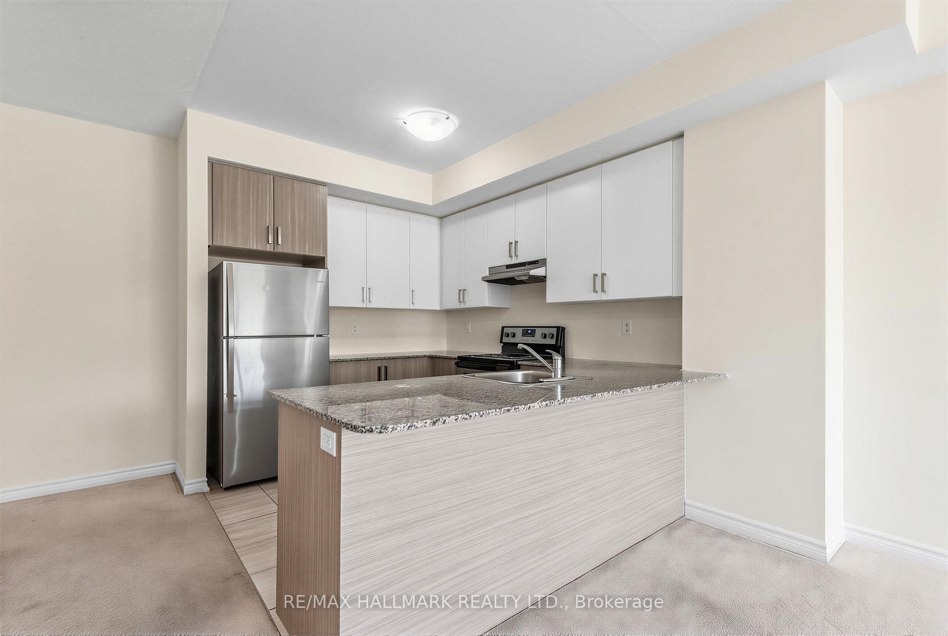 Photo 4 of Unit 1, 181 Parktree Drive, Vaughan, Maple — HOMEH