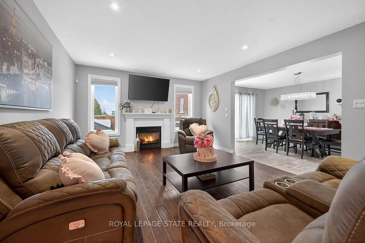 Photo 9 of 71 Jessica Street, Hamilton, Chappel — HOMEH