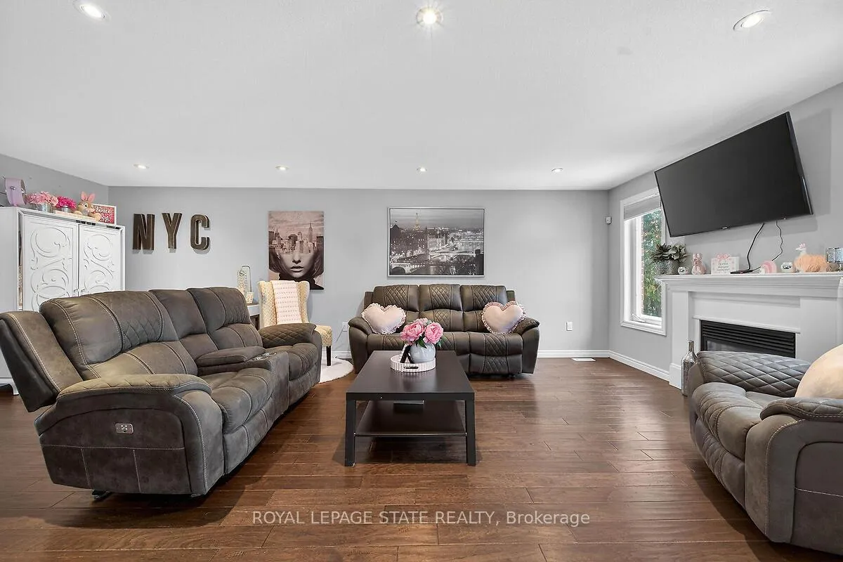 Photo 10 of 71 Jessica Street, Hamilton, Chappel — HOMEH