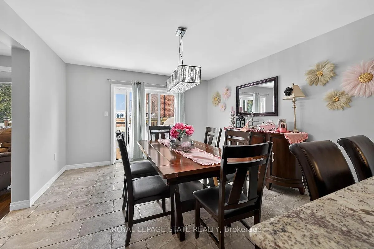Photo 16 of 71 Jessica Street, Hamilton, Chappel — HOMEH
