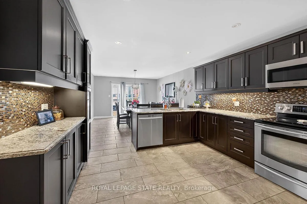Photo 21 of 71 Jessica Street, Hamilton, Chappel — HOMEH