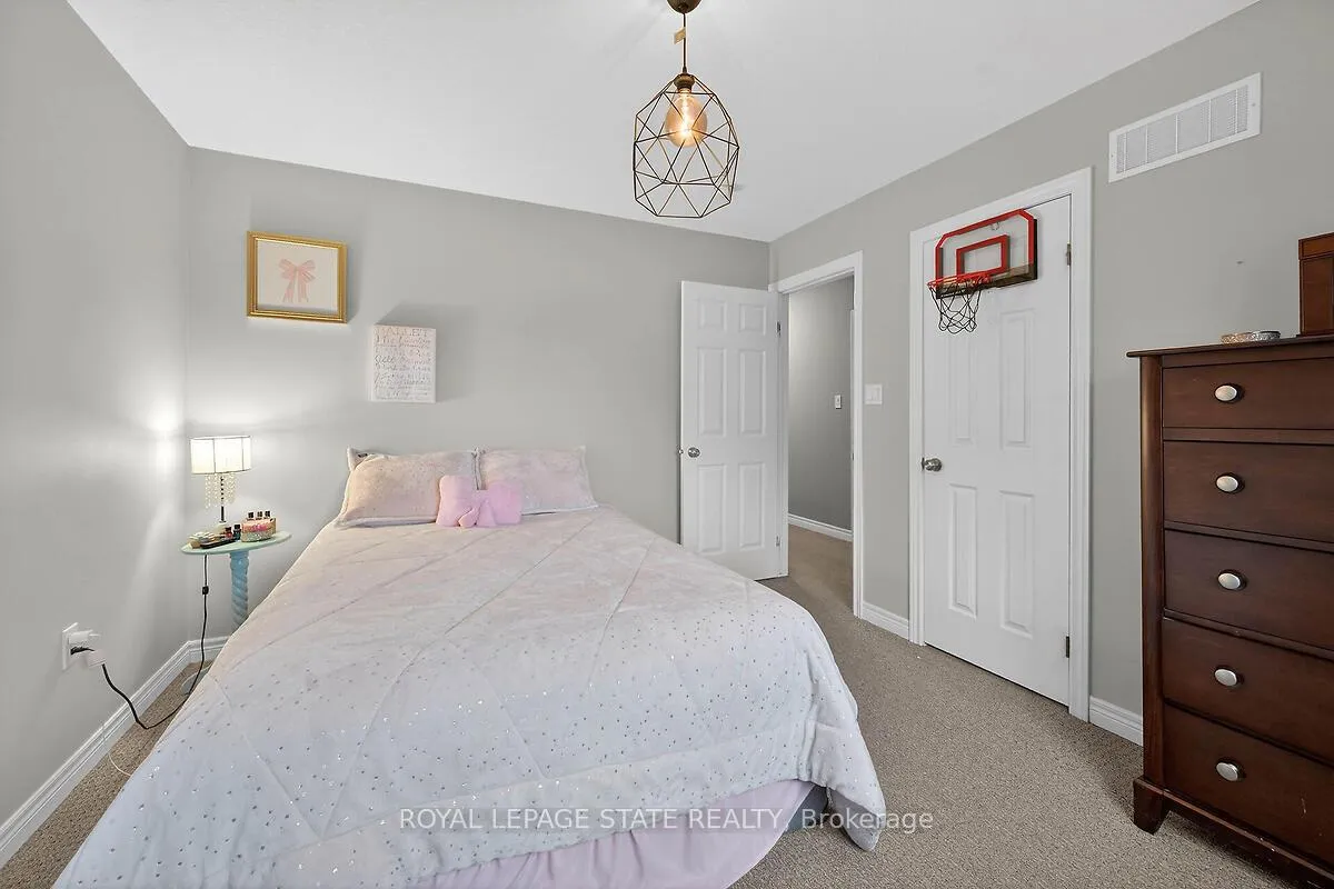 Photo 40 of 71 Jessica Street, Hamilton, Chappel — HOMEH