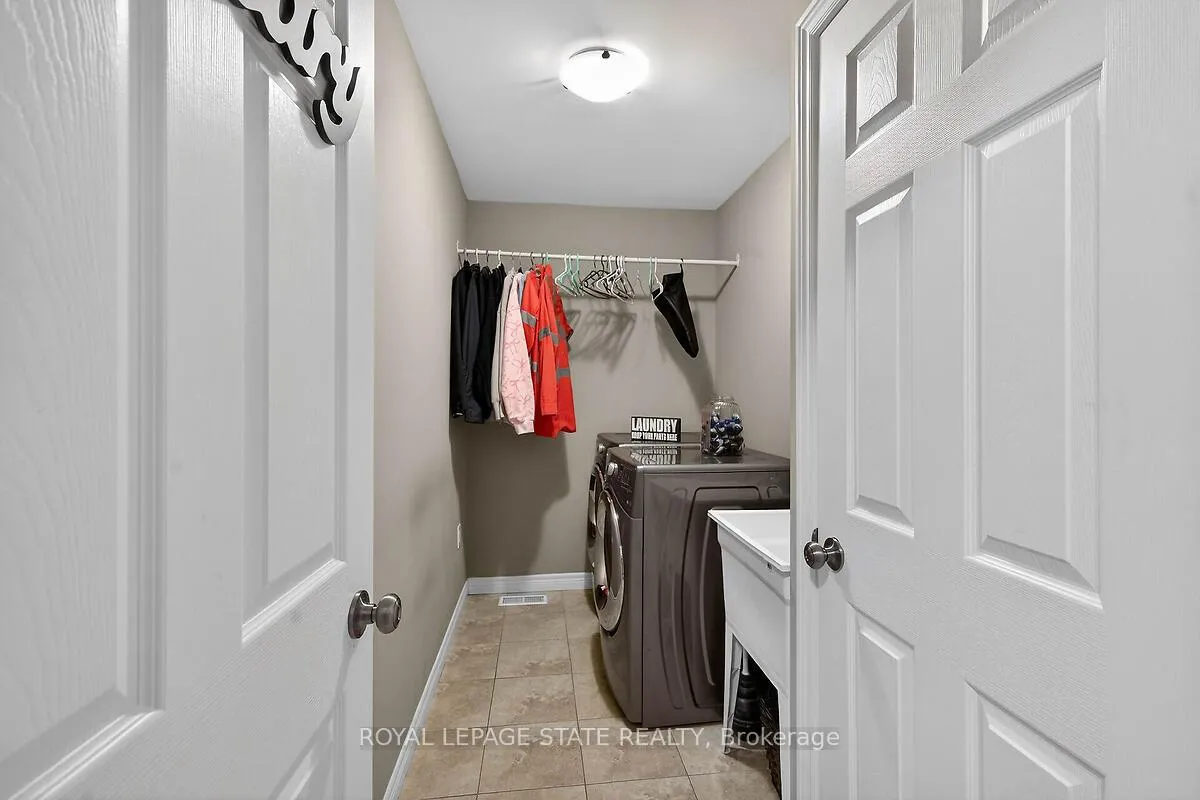 Photo 42 of 71 Jessica Street, Hamilton, Chappel — HOMEH
