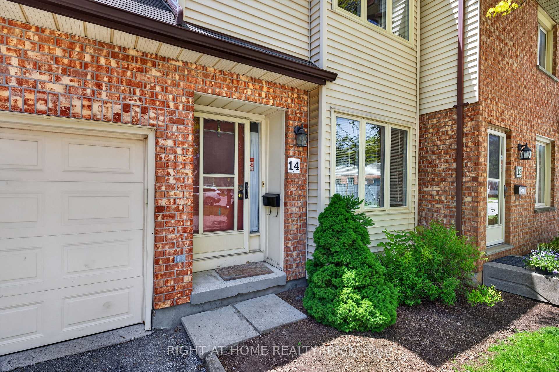 Photo 4 of Unit 14, 308 Conway Drive, London, South W — HOMEH