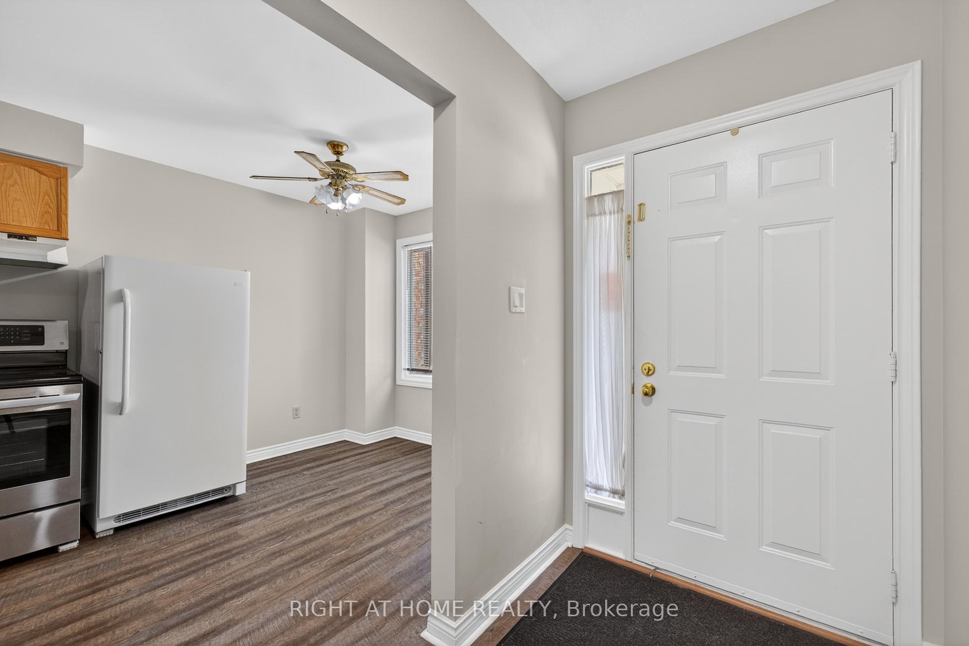 Photo 5 of Unit 14, 308 Conway Drive, London, South W — HOMEH