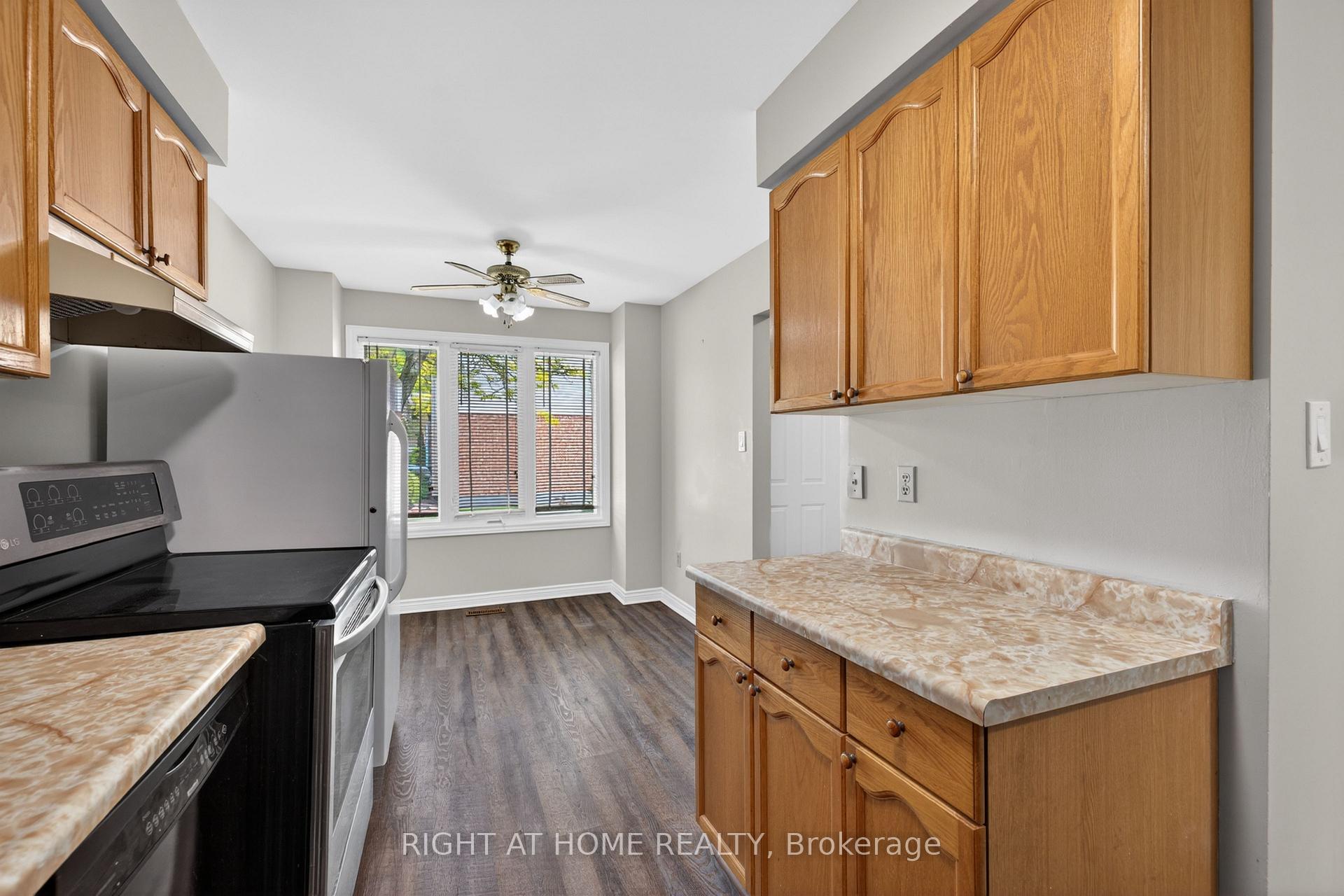 Photo 12 of Unit 14, 308 Conway Drive, London, South W — HOMEH
