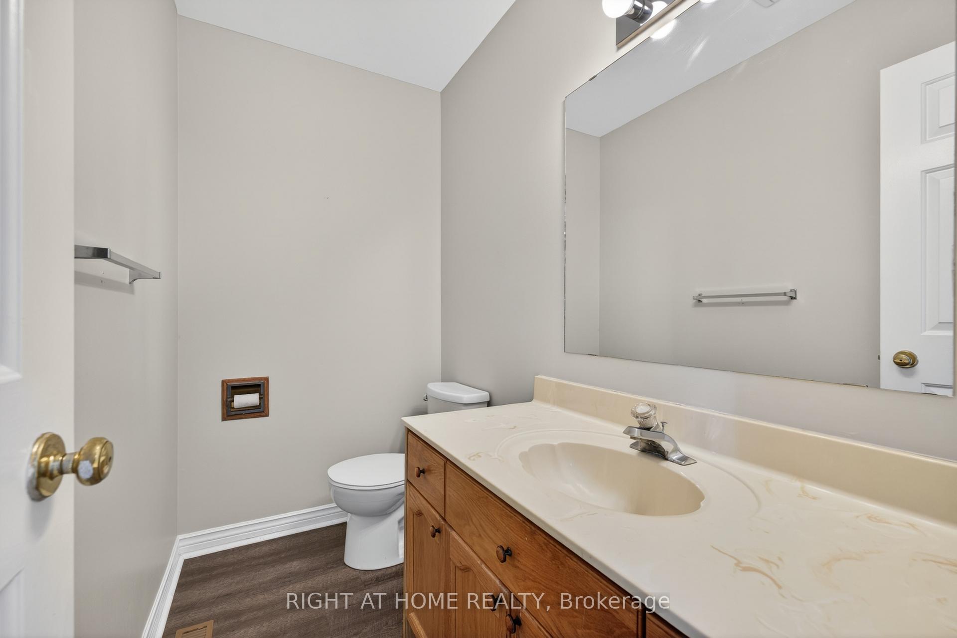 Photo 16 of Unit 14, 308 Conway Drive, London, South W — HOMEH