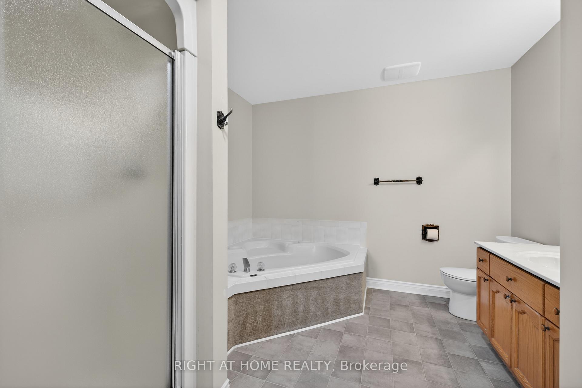 Photo 25 of Unit 14, 308 Conway Drive, London, South W — HOMEH