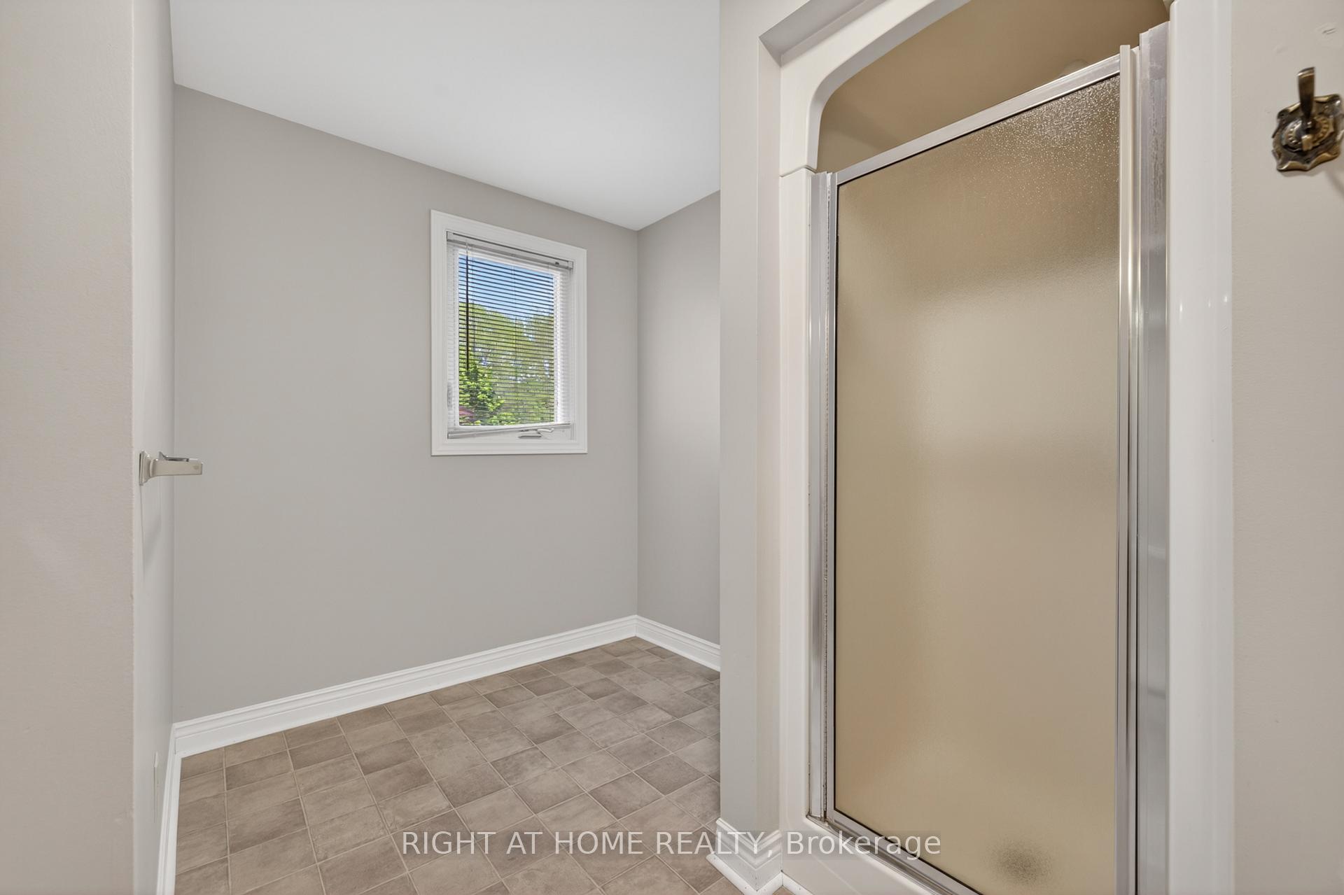 Photo 27 of Unit 14, 308 Conway Drive, London, South W — HOMEH