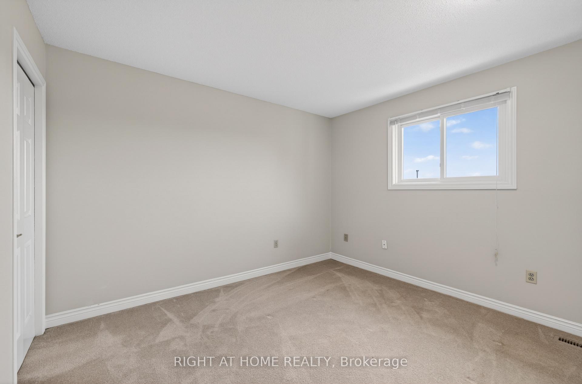 Photo 31 of Unit 14, 308 Conway Drive, London, South W — HOMEH