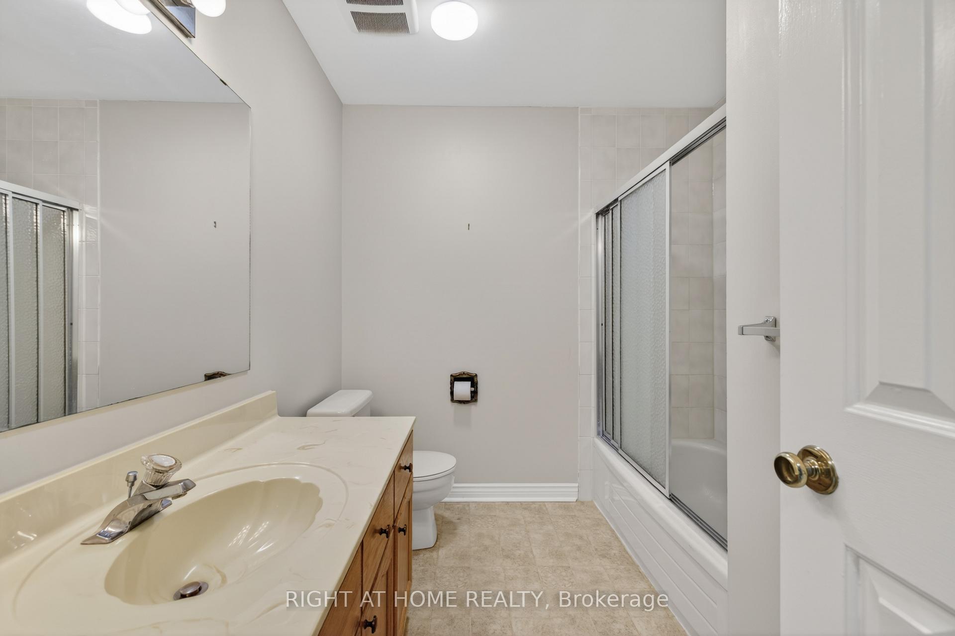 Photo 35 of Unit 14, 308 Conway Drive, London, South W — HOMEH