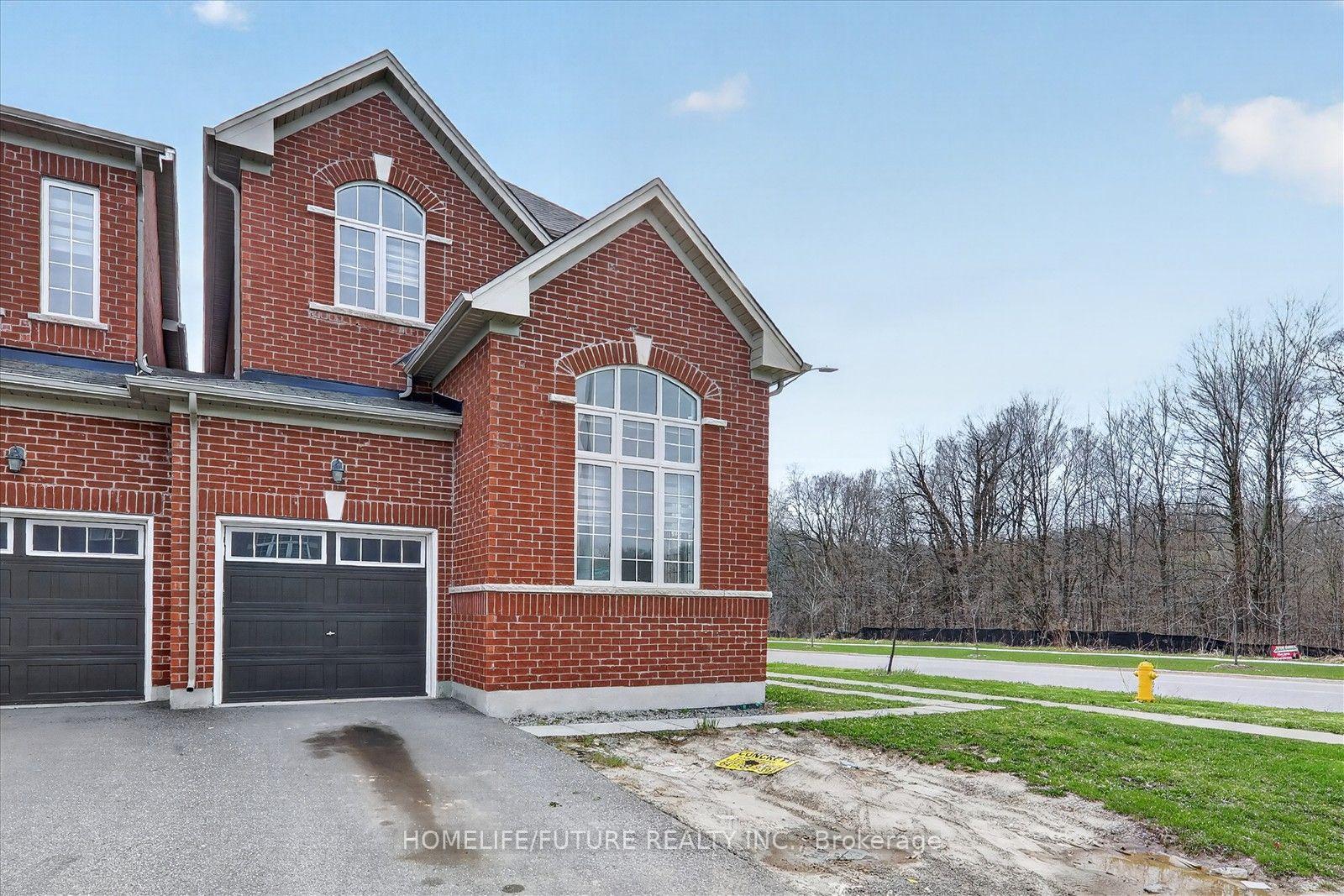 Photo 4 of 1 Reddington Road, Markham, Cedarwood — HOMEH