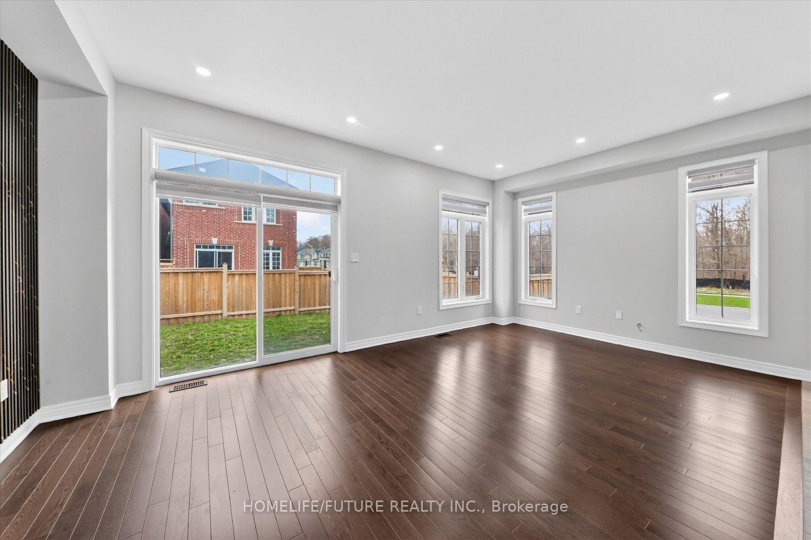 Photo 16 of 1 Reddington Road, Markham, Cedarwood — HOMEH