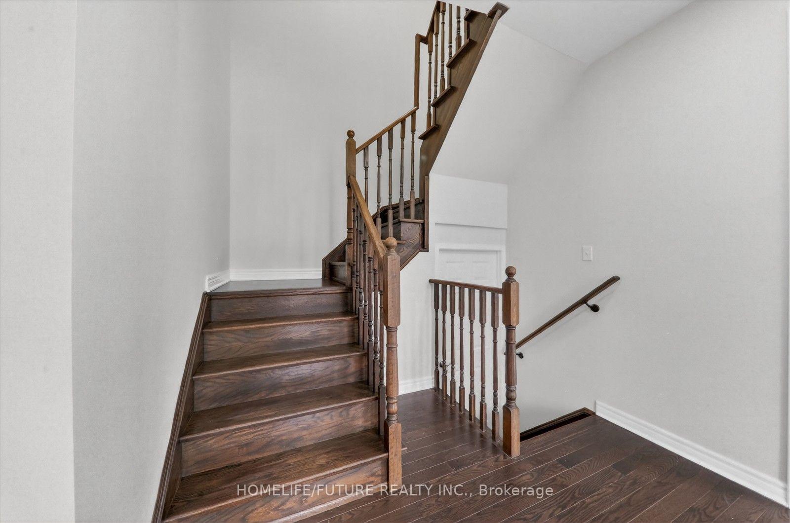 Photo 22 of 1 Reddington Road, Markham, Cedarwood — HOMEH