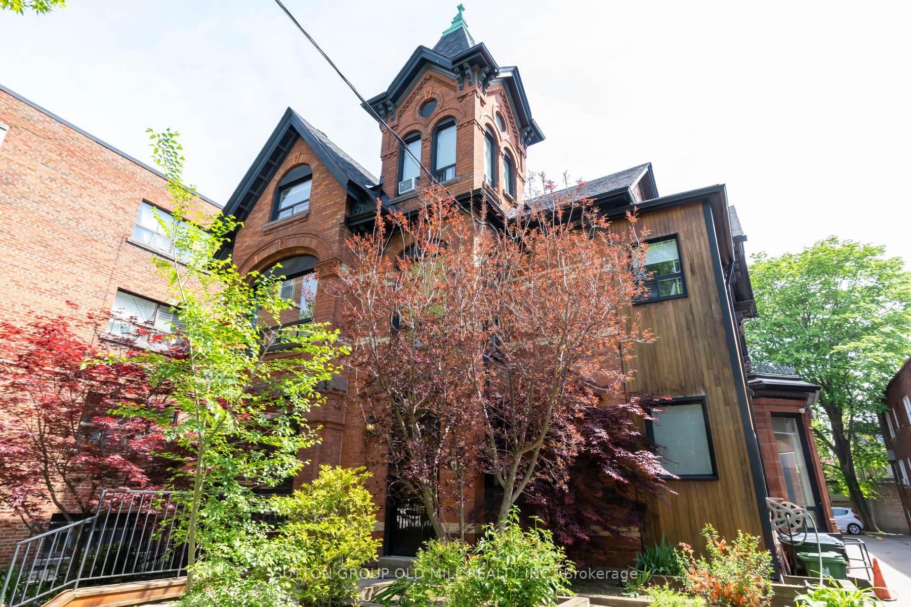 Photo 2 of Unit 202, 133 Dunn Avenue, Toronto, South Parkdale — HOMEH