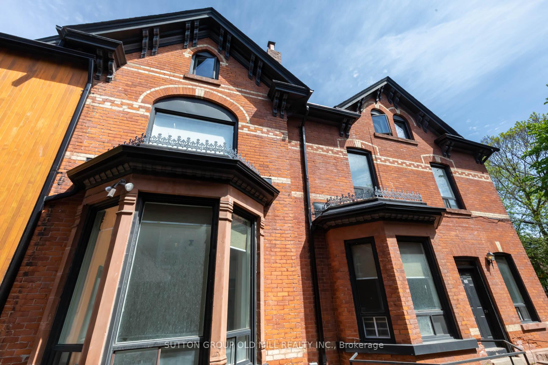 Photo 3 of Unit 202, 133 Dunn Avenue, Toronto, South Parkdale — HOMEH