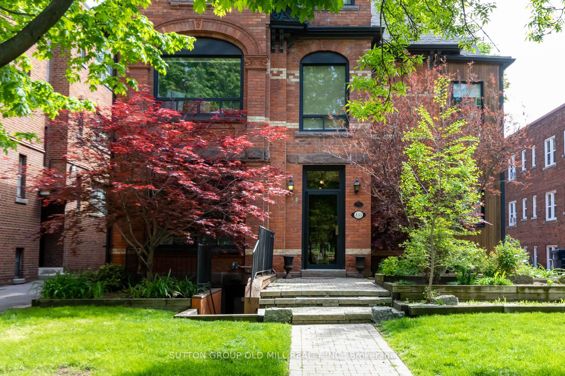 Photo 4 of Unit 202, 133 Dunn Avenue, Toronto, South Parkdale — HOMEH