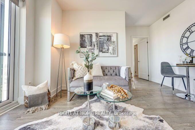 Photo 2 of Unit 1207, 2550 Simcoe Street E, Oshawa, Windfields — HOMEH