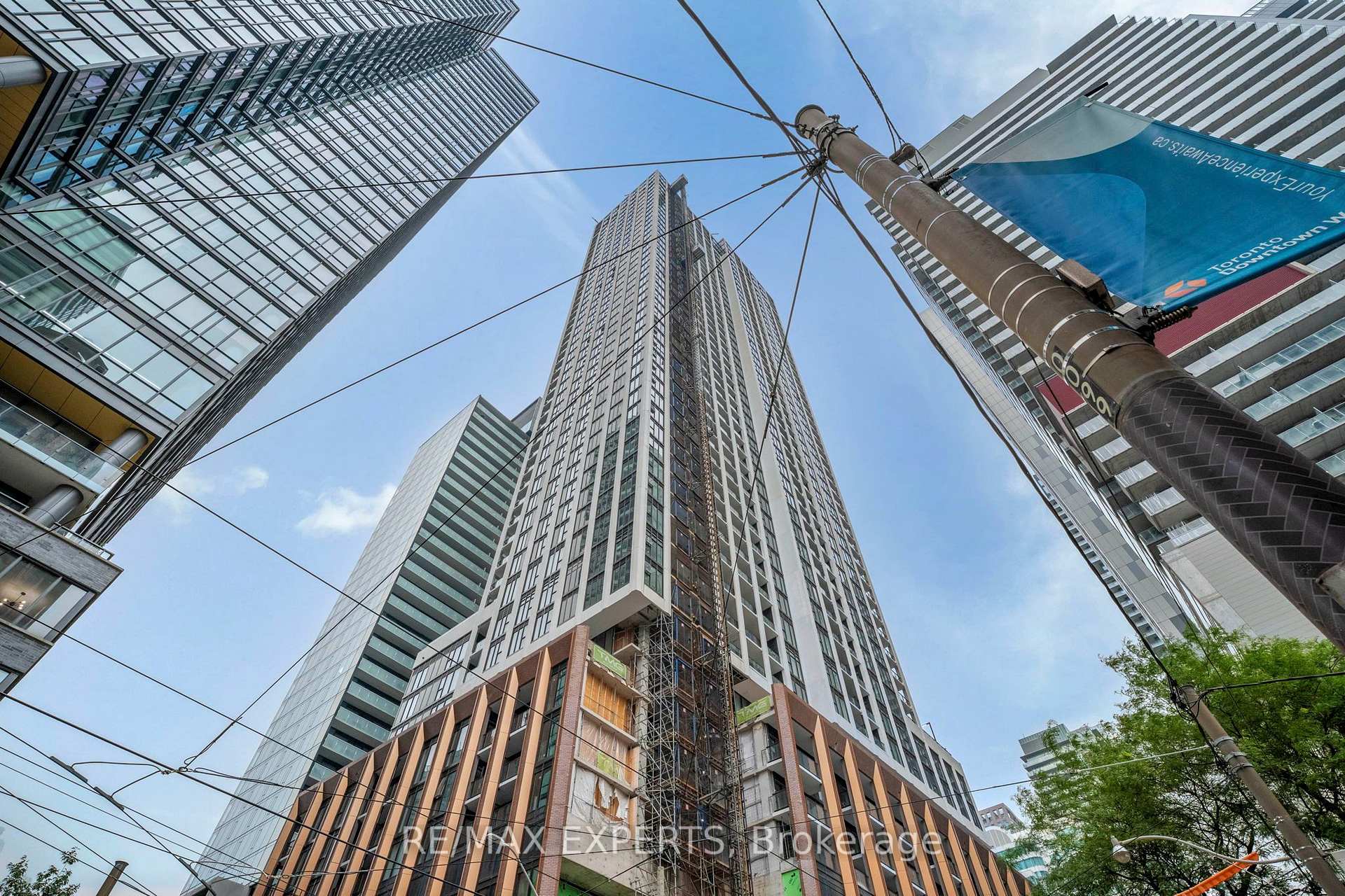 Photo 1 of Unit 1028, 400 King Street, Toronto, Waterfront Communities — HOMEH
