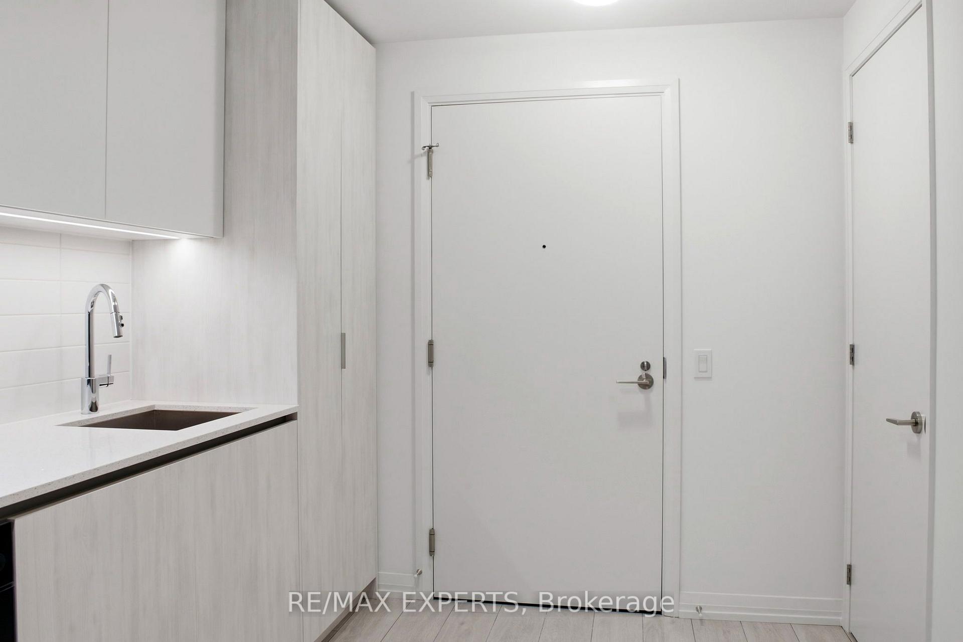 Photo 4 of Unit 1028, 400 King Street, Toronto, Waterfront Communities — HOMEH